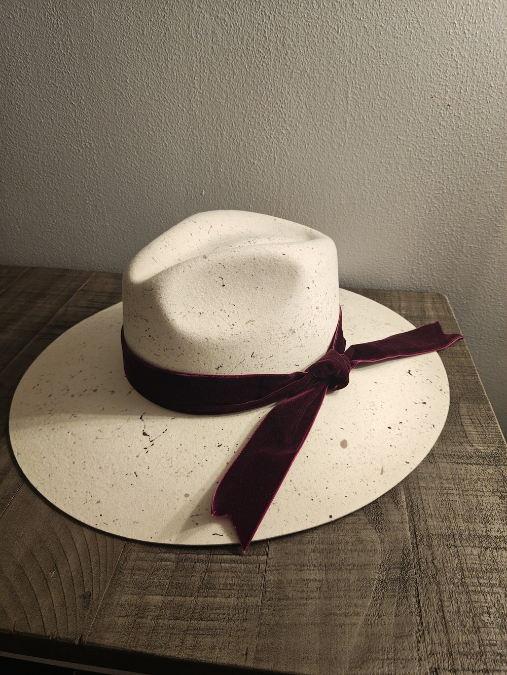Rockin C Jaelyn Burgundy/Cream Velvet Large Hat